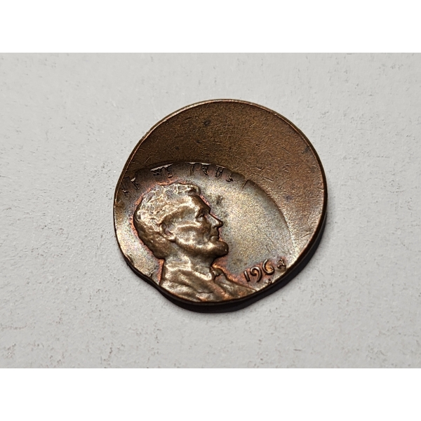 Incredible MINT ERROR MISTAMPED 1960's Lincoln Penny ~ HALF STAMPED COIN!