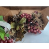 Image 8 : Lot of Assorted Decorations: Wreaths, Vase, Basket, Florals - See Photos! 
