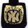 Image 1 : Vintage 1977 New York Yankees World Series Thurman Munson Ring - Size 11 - Replica