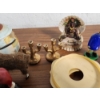 Image 5 : Lot of Vintage Collectibles Including Cigar Box, Advertising Thermometer, Figurines & More! 