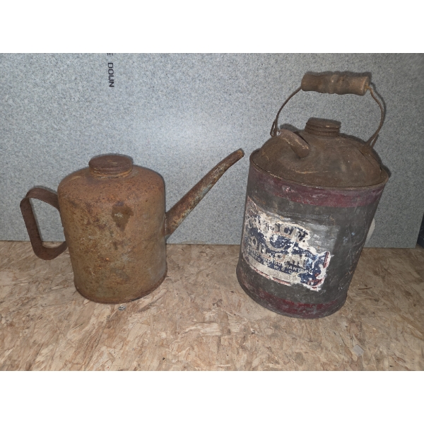 Vintage One & Two Quart Oil Cans