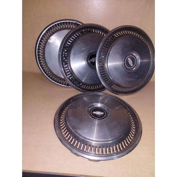 Vintage Set Of 4 Chevrolet Hub Caps - See Pics