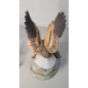 Image 5 : Decorative Eagle Figures Including American Eagle Gallery & Carnat International 