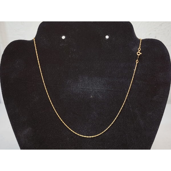 14K Yellow Gold 18" Chain Necklace TW: 0.9g