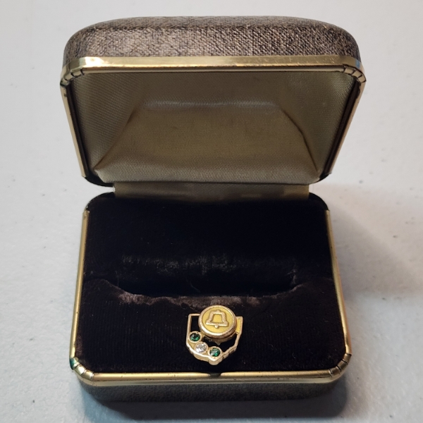 Vintage Ohio Bell 10K Gold Pin w/ 3 Small Stones - Total Weight: 1.9g