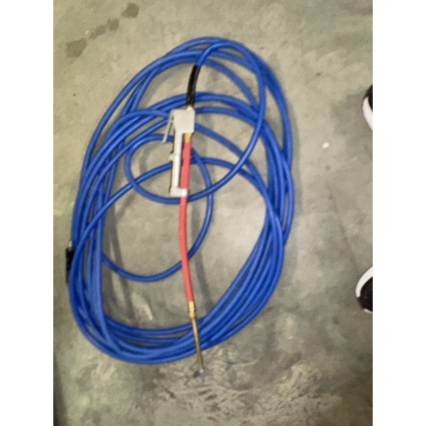 Air Hose w/ Milton Industries Air Gauge and Chuck