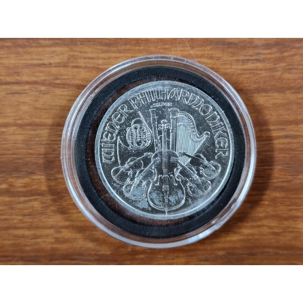 1 Oz .999 Fine Silver 2023 Philharmonik Silver Round ~ Beautiful Coin in Protective Case!