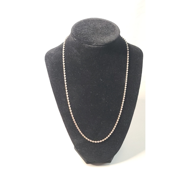 Sterling Silver 20" Twisted Herringbone Necklace - Weight: 6.0g