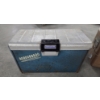 Image 2 : Vintage Metal Coolers 20''x10''x12'' Thermaster & 19''x12''x10'' Little Brown Chest 
