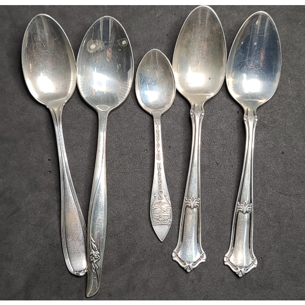 (5) Sterling Silver Spoons - Total Weight: 106.7g