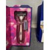 Image 2 : Set of Two Skintimate 4 Blade System Razors With 1 Handle And 2 Refills - Brand New In The Box 