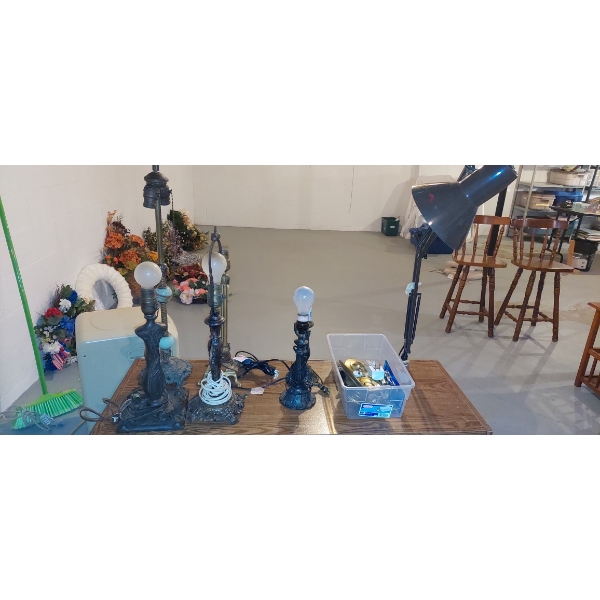 Vintage Lamp Lovers Group - As Pictured, Several Vintage Lamp Bases & Parts