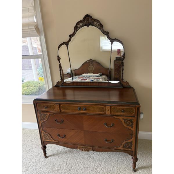 ***PICKUP AT MANTUA HOME - NO SHIPPING AVAILABLE*** 2 Pieces - Dresser with Mirror & Highboy Dresser