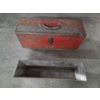 Image 4 : Metal Filing Cabinet 29.5''x16''x18.5'' And 19'' Metal Toolbox With Contents