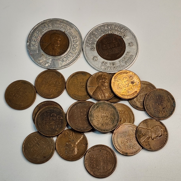 Lot of 22 Assorted U.S. Wheat Cents Including Good Luck Tokens