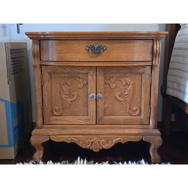 Quarter Sawn Oak Night Stand