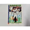 Image 14 : Huge Assortment of Football Cards: 1991 Fleer, 1991 Pacific, 1993 Topps, Fleer Ultra & MORE! 