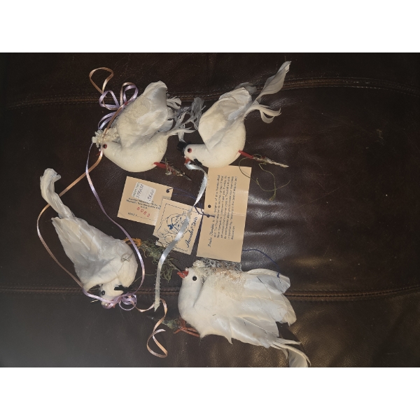 Annalee Famous Felt Dolls Featuring Doves, Flowers & Frogs 