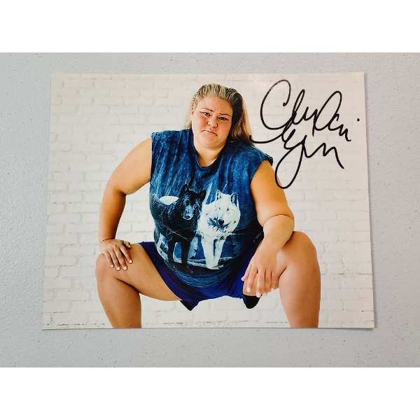 Comedian Chelcie Lynn "Trailer Trash Tammy" Signed Photo - 8x10in
