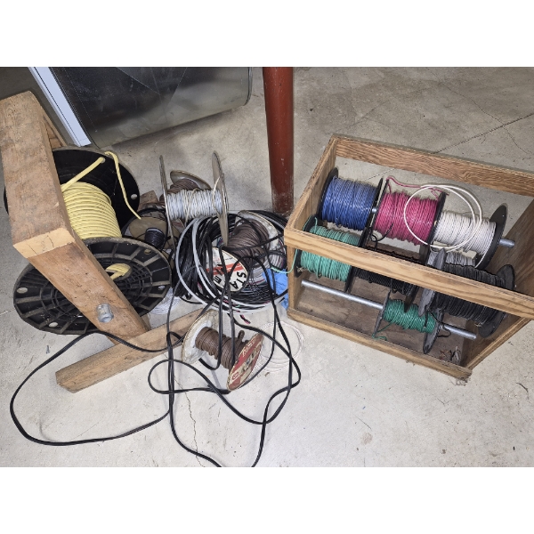 Louisville Home Pickup - Group Of Various Electrical Wires As Shown Including Thermostat & Colored 