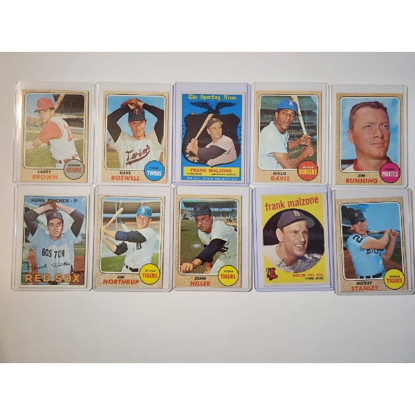 x10 Assorted 1959 & 1968 Topps Baseball Cards: Including Rarer Cards - See Description!
