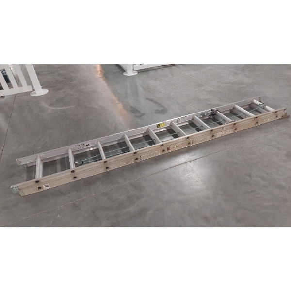 Twenty Ft (20ft) Aliminum Extention Ladder - Good Conditon As Shown
