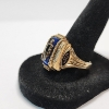 Image 3 : Stunning 10K Yellow Gold Class Ring 1953 - Size 11 - TW: 9.3g
