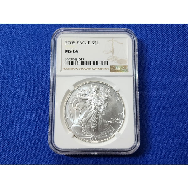 2005 $1 American Siver Eagle 1 oz Fine Silver Graded by NGC MS 69 