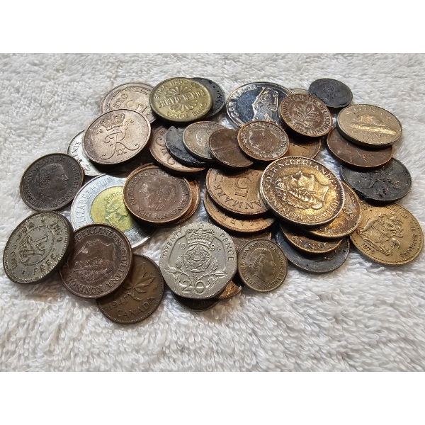 Nice Lot of Assorted Foreign Coins!