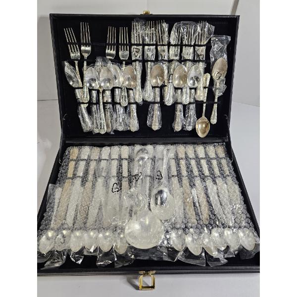 Nice Enchanted Rose Silverplated Flatware Set - Total Weight 7 lbs