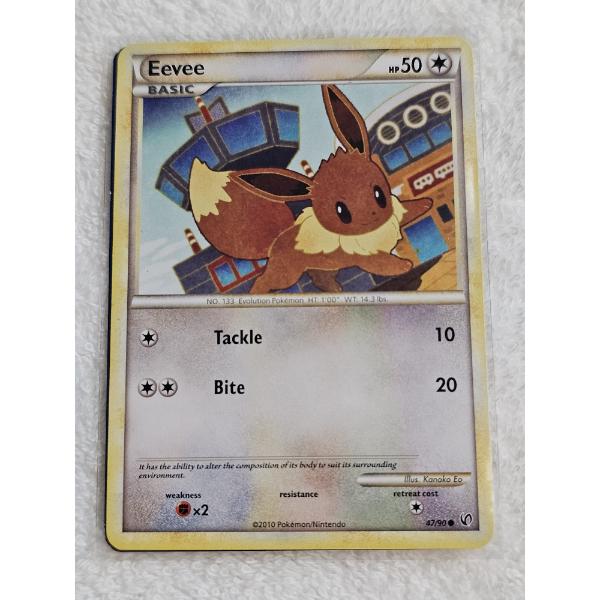 Eevee 47/90/Eevee 104/156 (2) Vintage Pokemon Trading Cards