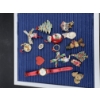 Image 3 : Lot of Christmas Jewelry - Pins - Watches - Etc.