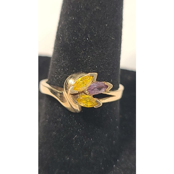 Women's 10K Yellow Gold Citrine And Amethyst Bypass Ring - Size 7 - Weight: 2.9g