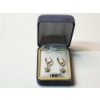 Image 3 : 10K Gold Pearl Earrings Total Weight 1.6g