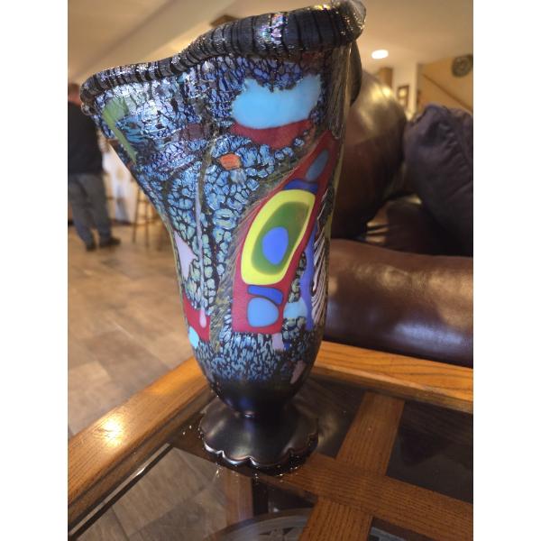 Don Drumm Studios "The Hunter" Vase  Amazing Collection Addition!
