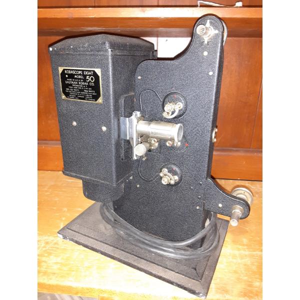 Vintage KODAK Kodascope Protector - 8mm Movies - works nice