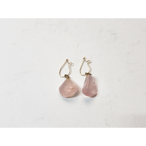 10K Gold Clasp Earrings with Light Pink Stones Total Weight: 3.4g