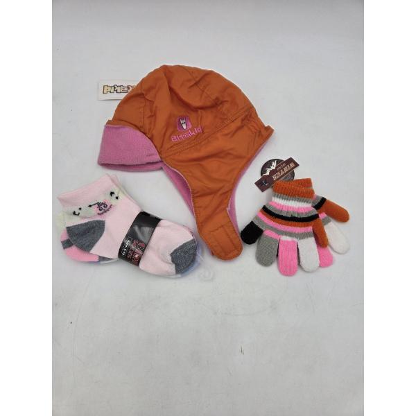 Little Girls Brand New Group Including 3 Pack Of Socks, Magic Stretch Gloves, And Fleece Lined Hat