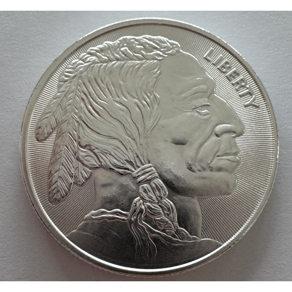 Buffalo One Troy Ounce 0.999 Fine Silver Round- Incredible Condition!