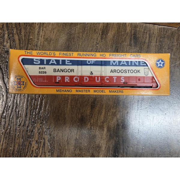 Mehano HO Scale Approximately 8'' Grand Bangor Box Car In Great Condition With Box