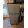 Image 1 : Magic Chef Mini Fridge & Freezer 