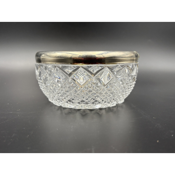 Beautiful Silverplate Rimmed Crystal Glass Dish 