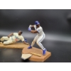 Image 2 : Jackie Robinson & Bo Jackson Baseball Figurines with Stand - Dodgers #42 & Kansas City Royals #16