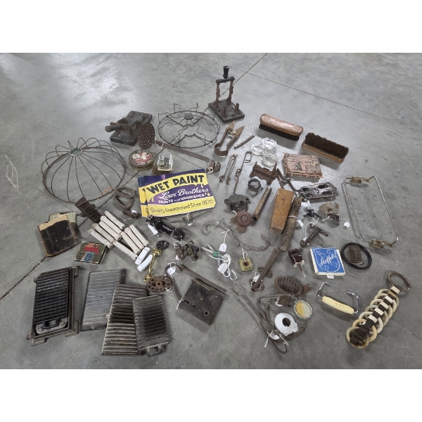Interesting Vintage Hardware And Collectables Group
