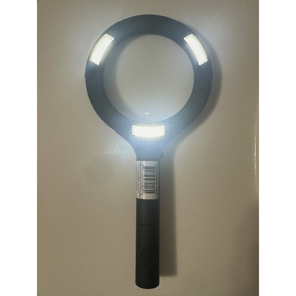 NEW High Quality 3 LED Lighted Magnifying Glass.