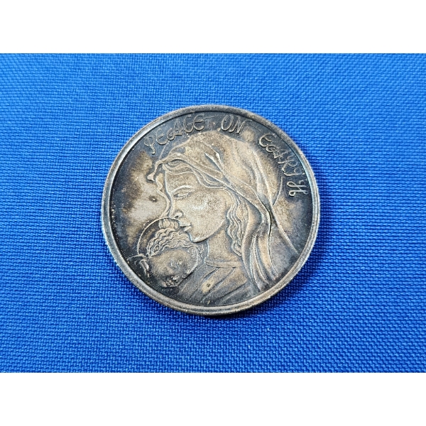 1994 "Peace on Earth" 1 Troy oz Silver Round