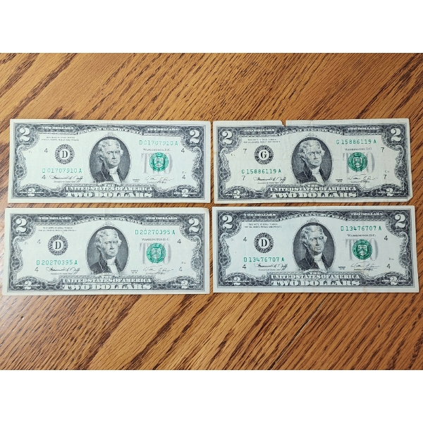 x4 1976 United States $2 Federal Reserve Notes FV: $8.00