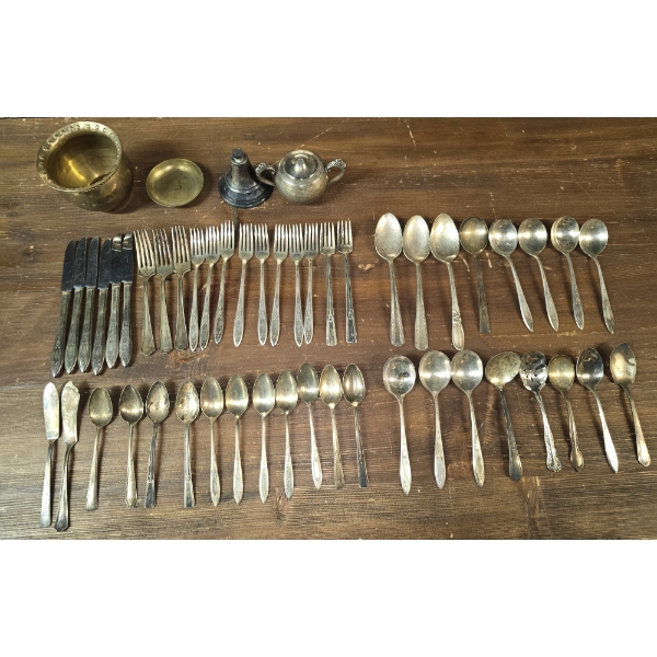 Lot of Silverplate with 2 Brass Pieces - Silver Plate Weight 2,078.2g, Brass Weight 256.6g