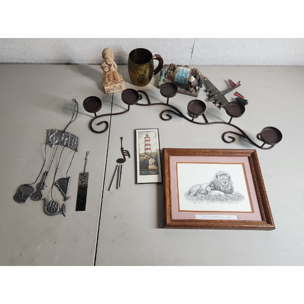 Lot of Assorted Decorative/Collectible Items: Wall Art, Wind Chimes, Figurines 