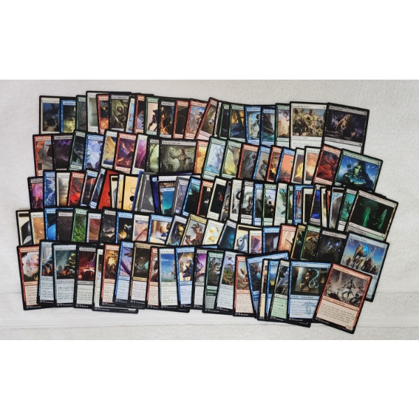 Large Assortment of Over 100 Magic the Gathering MTG Trading Cards 